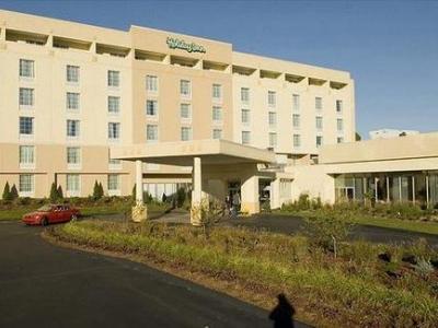 By Ihg Hotel