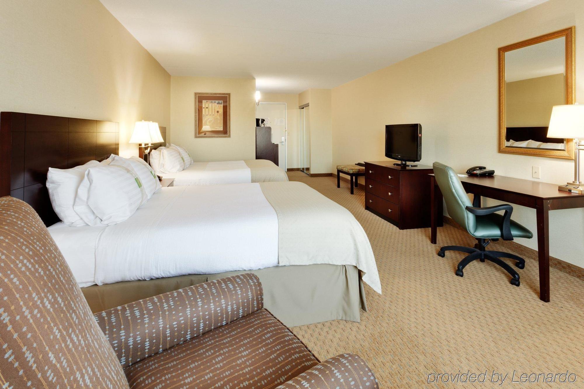 By Ihg
